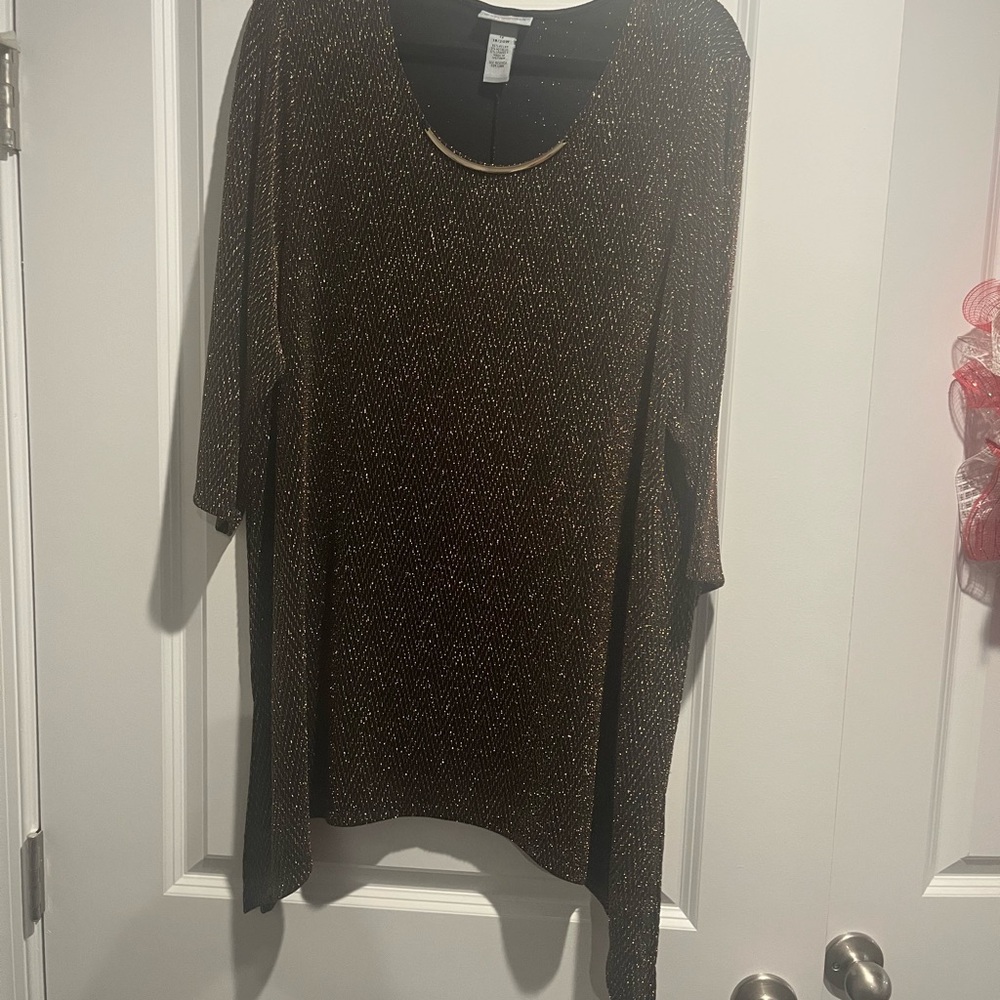 Catherines Elegant Black and Gold Sparkling, glitter Blouse Plus Size 1X 18/20